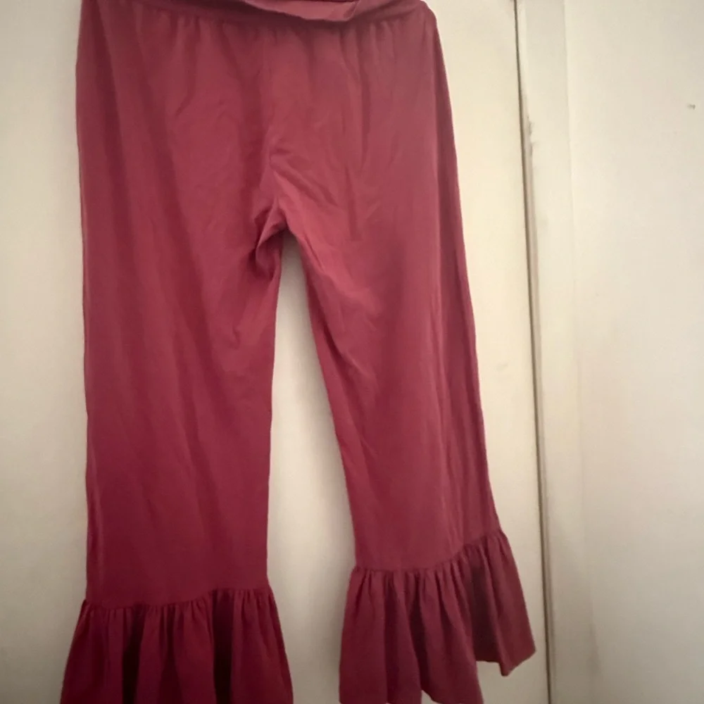 Matilda Jane Burgundy Capris - Picture 5 of 8